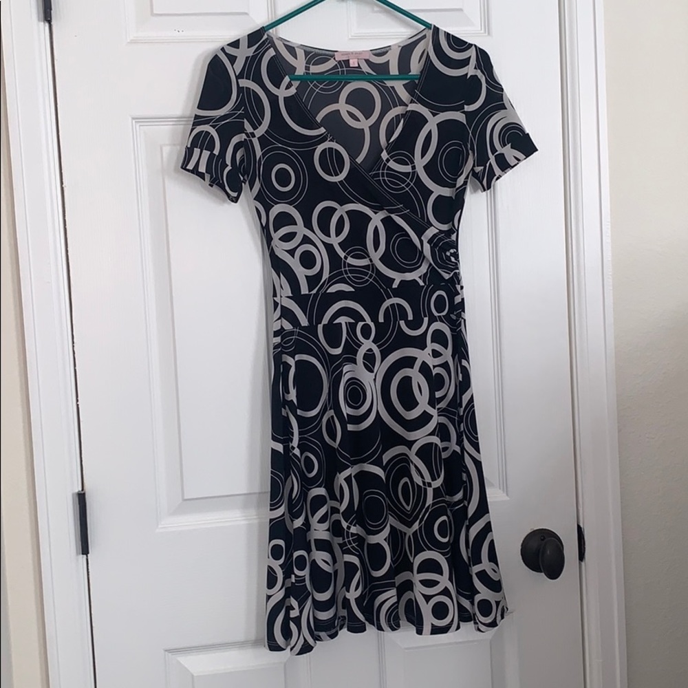 V-Neck dress